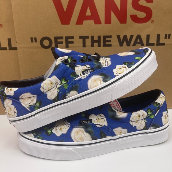 Vans Men’s Era
(Romantic Floral) Lapis Blue Sneakers 
VN0A38FRVP9 - Picture 13 of 16